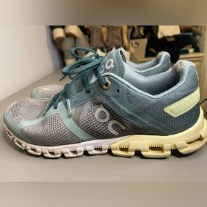 ON running shoes, teal, size 8.5